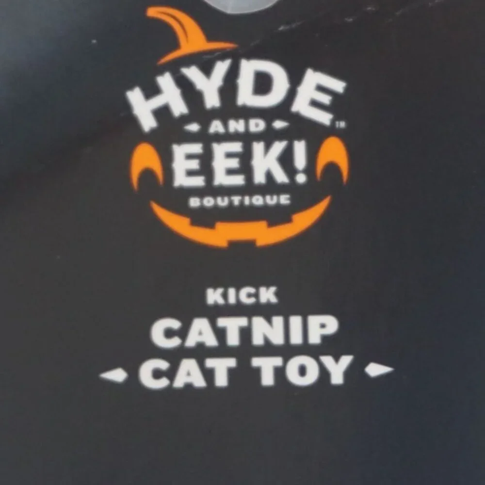 Hyde & EEK! Halloween Retro Stacked Pumpkins Kicker Plush Catnip Cat Toy